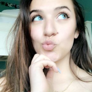 Meet your Posher, Marissa
